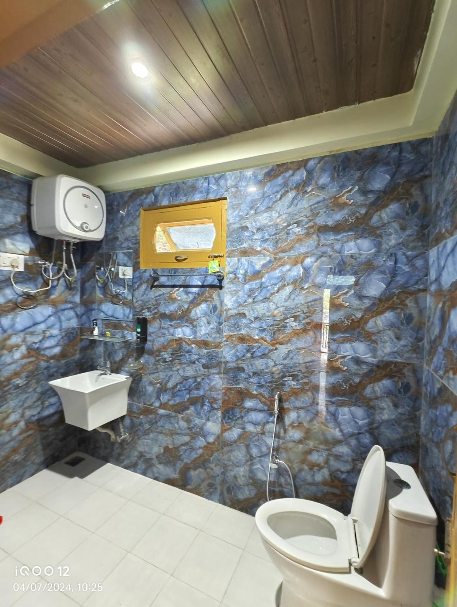 Moonlight Guest House Kasol Extérieur photo